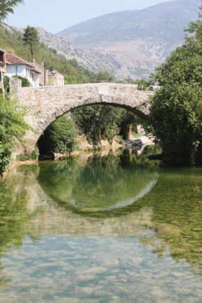 Отель Holiday Home Sarin Most  Stolac